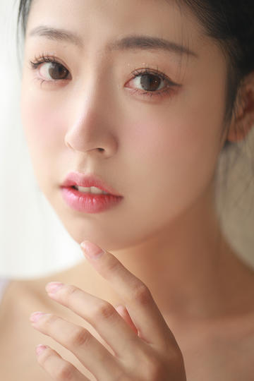 周深演唱会千架无人机化鲸